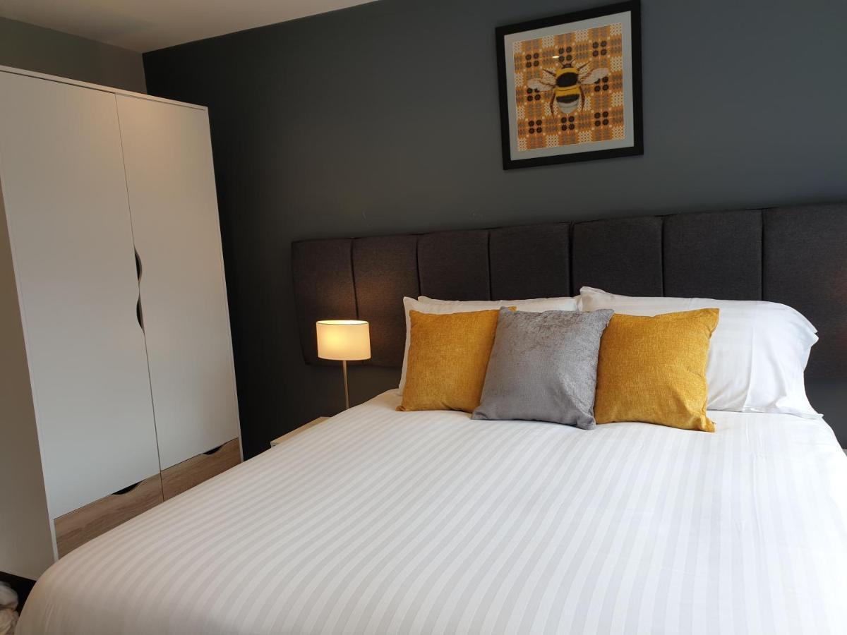 The Spires Serviced Apartments Cardiff Esterno foto