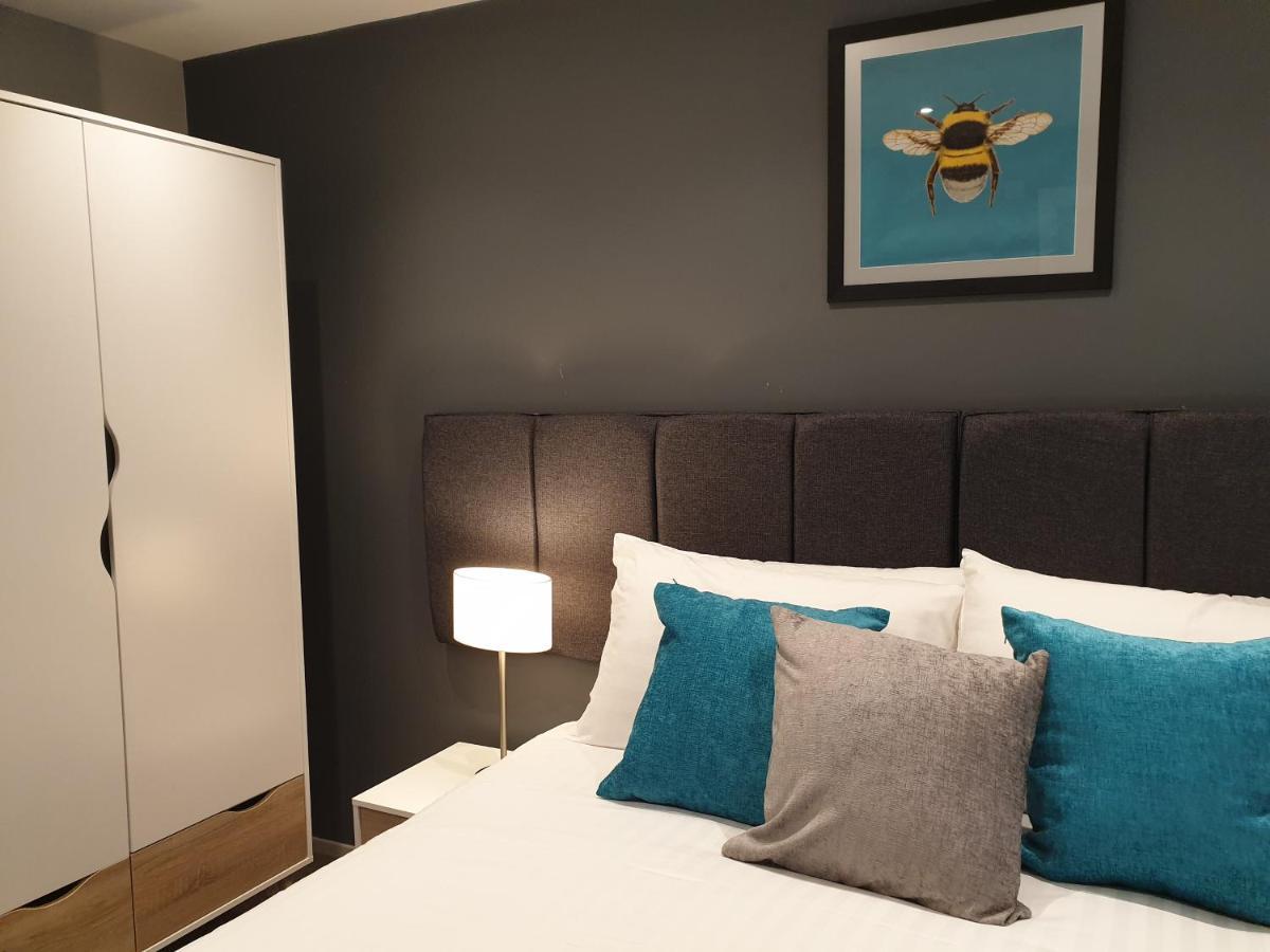 The Spires Serviced Apartments Cardiff Esterno foto